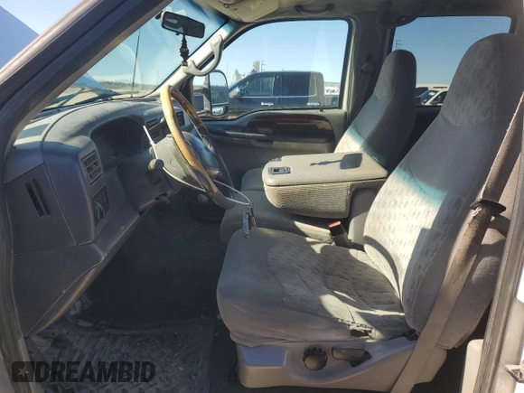 2002 Ford F-350 XL with VIN 1FTSW31S02EB34277, listed as a Copart auction lot 42691765 with 151,026 mi miles and Salvage title. Bid and sale history available at DreamBid. Image 7.