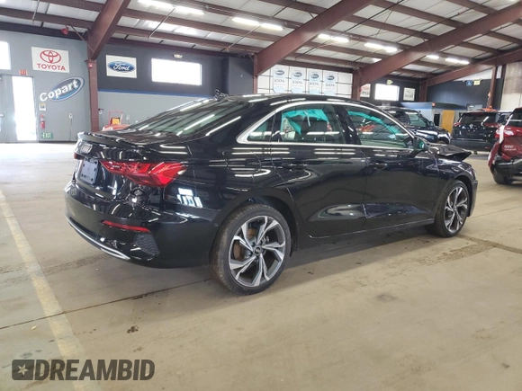 2022 Audi A3 Premium Plus z VIN WAUHUDGY5NA092795, wystawiony jako Copart lot #49279285 z przebiegiem 33 538 mil mil oraz Szkoda całkowita • Salvage title. Historia ofert i sprzedaży dostępna na DreamBid. Obrazek 3.