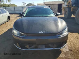 2023 Kia EV6 Wind with VIN KNDC34LA2P5149684, listed as a Copart auction lot 77680124 with 44,826 mi miles and Clean Title. Bid and sale history available at carsss.com. Image 5.
