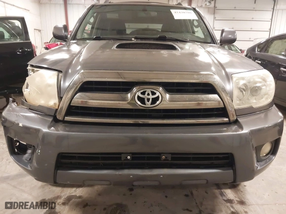 2006 Toyota 4Runner SR5 with VIN JTEBU14RX68061714, listed as a IAAI auction lot 41430786 with 206,629 mi miles. Bid and sale history available at carsss.com. Image 18.