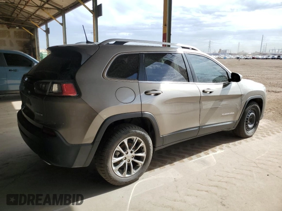 2019 Jeep Cherokee Latitude Plus z VIN 1C4PJLLN6KD222414, wystawiony jako Copart lot #66027404 z przebiegiem 133 008 mil mil oraz Czysty tytuł • Clean title. Historia ofert i sprzedaży dostępna na DreamBid. Obrazek 3.