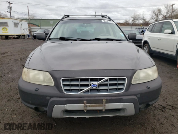 2005 Volvo XC70 with VIN YV1SZ592651175512, listed as a Copart auction lot 52962005 with 133,893 mi miles and Salvage Title. Bid and sale history available at DreamBid. Image 5.