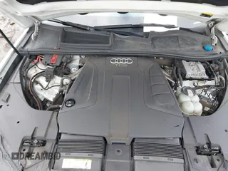 2018 Audi Q7 Premium Plus with VIN WA1LHAF74JD001365, listed as a IAAI auction lot 41503241 with 114,110 mi miles. Bid and sale history available at carsss.com. Image 10.