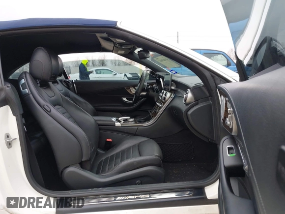 2018 Mercedes-Benz C 43 AMG with VIN WDDWK6EBXJF654008, listed as a IAAI auction lot 41403965 with 80,280 mi miles and . Bid and sale history available at DreamBid. Image 5.