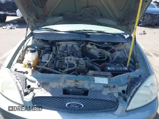 2005 Ford Taurus SE with VIN 1FAFP53U75A226240, listed as a IAAI auction lot 42066974 with 190,043 mi miles. Bid and sale history available at carsss.com. Image 10.