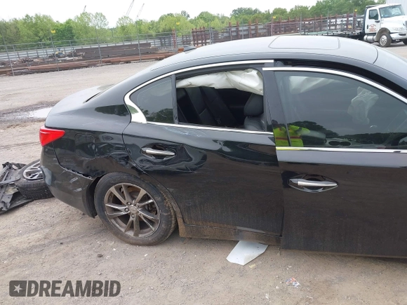 2017 Infiniti Q50 Premium z VIN JN1EV7AR8HM839575, wystawiony jako IAAI lot #42208933 z przebiegiem 160 873 mil mil oraz . Historia ofert i sprzedaży dostępna na DreamBid. Obrazek 18.