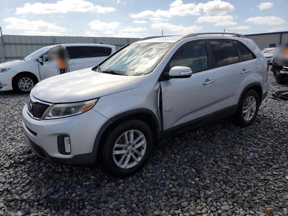 2015 Kia Sorento LX with VIN 5XYKT4A61FG640165, listed as a Copart auction lot 54720075 with 183,119 mi miles and Salvage Title. Bid and sale history available at carsss.com. Image 1.