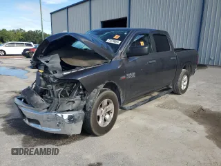 2014 Ram 1500 Tradesman z VIN 1C6RR6KT1ES253449, wystawiony jako Copart lot #71079604 z przebiegiem 142 740 mil mil oraz Szkoda całkowita • Salvage title. Historia ofert i sprzedaży dostępna na DreamBid. Obrazek 1.