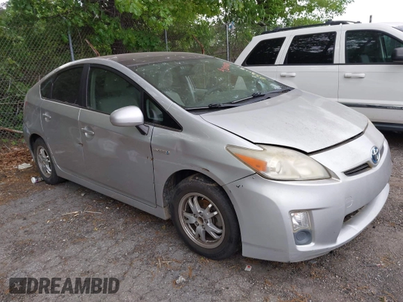 2011 Toyota Prius I with VIN JTDKN3DU5B0253021, listed as a IAAI auction lot 42098093 with 204,853 mi miles. Bid and sale history available at carsss.com. Image 1.