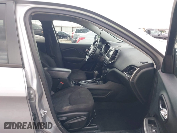 2020 Jeep Cherokee Latitude with VIN 1C4PJLCBXLD637338, listed as a IAAI auction lot 42471556 with 69,191 mi miles and . Bid and sale history available at DreamBid. Image 5.