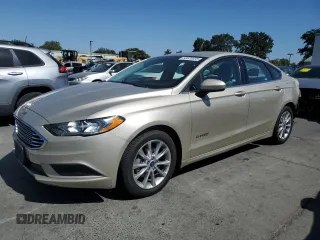 2017 Ford Fusion Hybrid SE with VIN 3FA6P0LU1HR164704, listed as a Copart auction lot 60670035 with 140,114 mi miles and Salvage title. Bid and sale history available at DreamBid. Image 1.