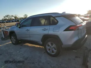 2022 Toyota RAV4 XLE with VIN 2T3W1RFV2NW195861, listed as a Copart auction lot 69635394 with 19,815 mi miles and Non repairable. Bid and sale history available at DreamBid. Image 2.