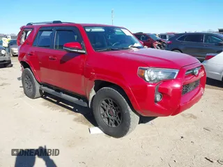2020 Toyota 4Runner SR5 with VIN JTEBU5JR0L5820511, listed as a IAAI auction lot 41290809 with 36,834 mi miles and . Bid and sale history available at DreamBid. Image 1.