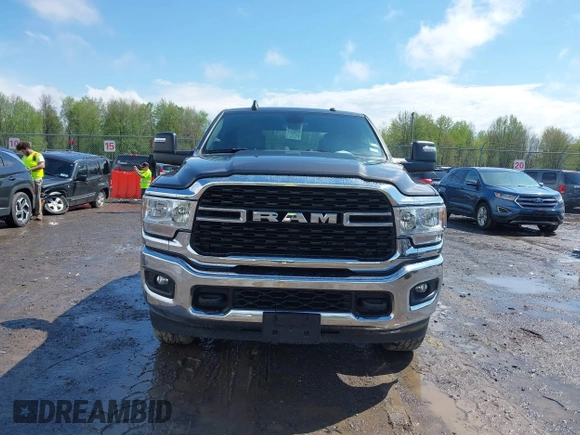 2024 Ram 2500 Big Horn with VIN 3C6UR5DL2RG101520, listed as a IAAI auction lot 42065398 with 34,611 mi miles. Bid and sale history available at carsss.com. Image 12.