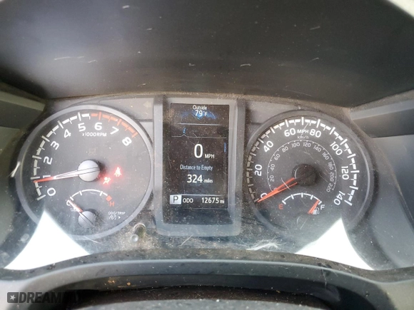 2022 Toyota Tacoma 4WD SR with VIN 3TYSX5EN6NT010529, listed as a Copart auction lot 82583684 with 12,675 mi miles and Salvage Title. Bid and sale history available at carsss.com. Image 9.