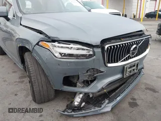 2022 Volvo XC90 Momentum with VIN YV4102CKXN1833414, listed as a IAAI auction lot 41167764 with 30,566 mi miles and . Bid and sale history available at DreamBid. Image 6.