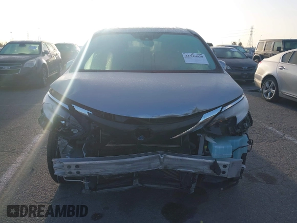 2021 Toyota Sienna XLE with VIN 5TDYRKEC2MS074448, listed as a IAAI auction lot 41946030 with 122,509 mi miles and . Bid and sale history available at DreamBid. Image 12.