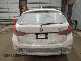 2014 BMW X1 xDrive28i with VIN WBAVL1C57EVY14339, listed as a Copart auction lot 42933495 with 121,026 mi miles and Salvage Title. Bid and sale history available at carsss.com. Image 6.