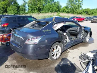 2012 Nissan Maxima S z VIN 1N4AA5AP2CC868911, wystawiony jako IAAI lot #42307061 z przebiegiem 163 159 mil mil oraz . Historia ofert i sprzedaży dostępna na DreamBid. Obrazek 4.