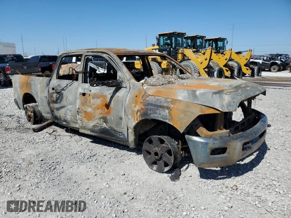 2015 Ram 2500 Outdoorsman with VIN 3C6UR5DL2FG553365, listed as a Copart auction lot 73130784 with 0 mi miles and Non Repairable. Bid and sale history available at carsss.com. Image 4.