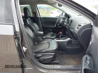 2018 Jeep Compass Altitude с VIN 3C4NJDBB6JT175768, выставлен на аукционе IAAI как лот 42207778 с пробегом 108 700 миль миль и . История ставок и продаж доступна на DreamBid. Изображение 5.