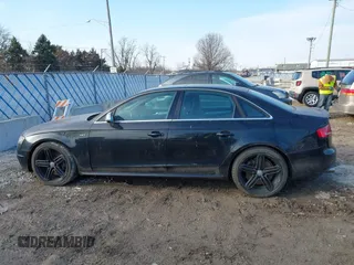 2010 Audi S4 Prestige with VIN WAUKGAFL6AA096026, listed as a IAAI auction lot 41715065 with 85,381 mi miles. Bid and sale history available at carsss.com. Image 14.