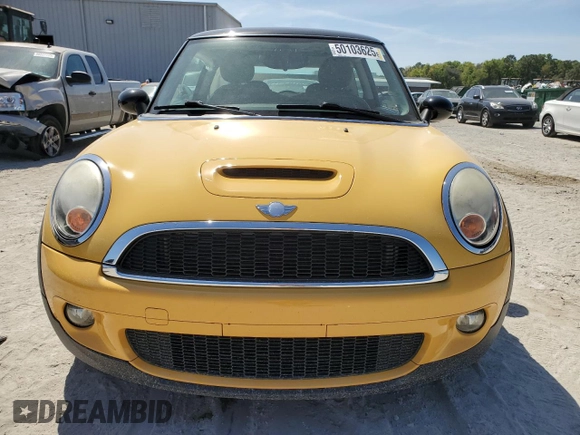 2007 MINI Hardtop S with VIN WMWMF73567TL90141, listed as a Copart auction lot 50103625 with 88,702 mi miles and Non Repairable. Bid and sale history available at DreamBid. Image 5.