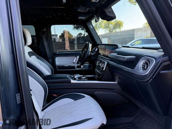 2021 Mercedes-Benz G 63 AMG with VIN W1NYC7HJXMX397464, listed as a Copart auction lot 76418314 with 19,811 mi miles and Salvage Title. Bid and sale history available at DreamBid. Image 5.