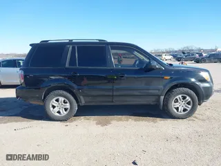 2008 Honda Pilot VP with VIN 5FNYF18238B049364, listed as a IAAI auction lot 41416071 with 170,384 mi miles. Bid and sale history available at carsss.com. Image 13.
