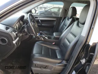 2005 Porsche Cayenne S z VIN WP1AB29P45LA66114, wystawiony jako Copart lot #68756294 z przebiegiem 79 073 mil mil oraz Nie do naprawy. Historia ofert i sprzedaży dostępna na DreamBid. Obrazek 7.