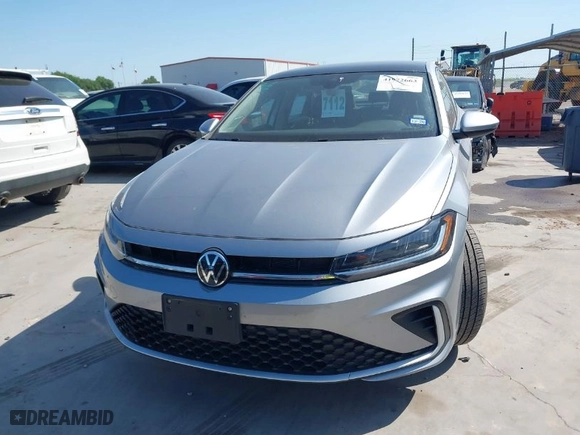 2025 Volkswagen Jetta SE with VIN 3VW7X7BU6SM039627, listed as a IAAI auction lot 41972663 with 6,812 mi miles. Bid and sale history available at carsss.com. Image 12.