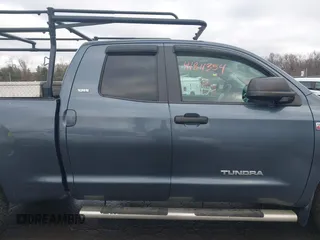 2008 Toyota Tundra z VIN 5TBBV54108S500025, wystawiony jako IAAI lot #41811354 z przebiegiem 131 142 mil mil oraz . Historia ofert i sprzedaży dostępna na DreamBid. Obrazek 13.