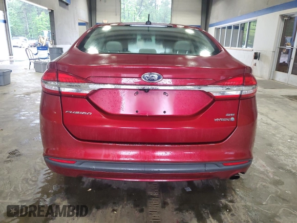 2018 Ford Fusion SE z VIN 3FA6P0LUXJR172922, wystawiony jako Copart lot #56888345 z przebiegiem 412 712 mil mil oraz Czysty tytuł • Clean title. Historia ofert i sprzedaży dostępna na DreamBid. Obrazek 6.