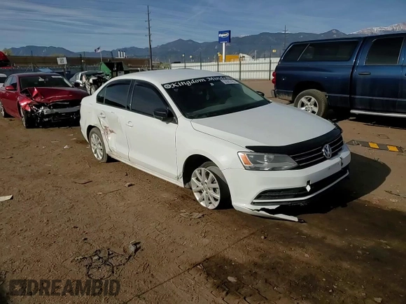 2015 Volkswagen Jetta SE with VIN 3VWD17AJ3FM225739, listed as a Copart auction lot 53985195 with 157,989 mi miles and Salvage title. Bid and sale history available at DreamBid. Image 13.