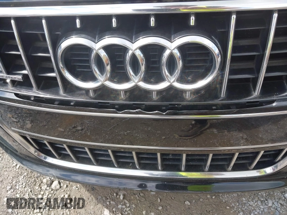 2015 Audi Q7 Premium with VIN WA1CGAFE7FD023613, listed as a IAAI auction lot 42323173 with 176,203 mi miles and . Bid and sale history available at DreamBid. Image 12.