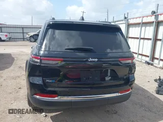 2024 Jeep Grand Cherokee with VIN 1C4RJYB6XRC181771, listed as a IAAI auction lot 42537639 with 39,056 mi miles and . Bid and sale history available at DreamBid. Image 17.