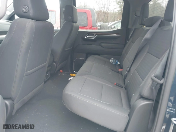 2022 Chevrolet Silverado 1500 LT with VIN 3GCPDKEK4NG621012, listed as a IAAI auction lot 41292608 with 33,940 mi miles. Bid and sale history available at carsss.com. Image 8.