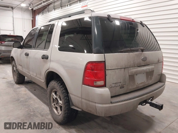 2005 Ford Explorer XLT z VIN 1FMZU63K75UA92666, wystawiony jako IAAI lot #41401078 z przebiegiem 180 753 mil mil oraz . Historia ofert i sprzedaży dostępna na DreamBid. Obrazek 3.