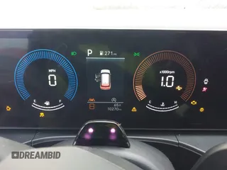2025 Hyundai Santa Fe SEL z VIN 5NMP24GL0SH085943, wystawiony jako IAAI lot #42103295 z przebiegiem 10 270 mil mil oraz . Historia ofert i sprzedaży dostępna na DreamBid. Obrazek 7.
