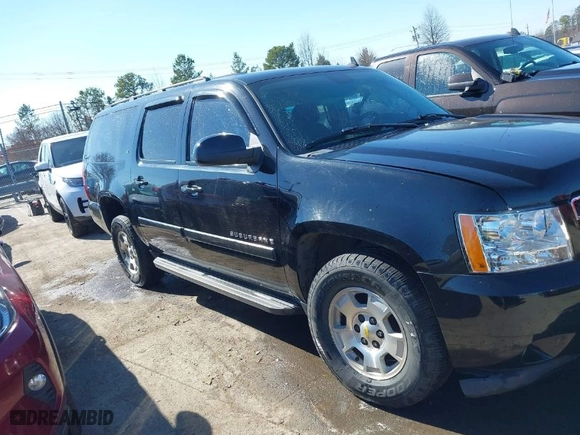 2008 Chevrolet Suburban LT w/3LT with VIN 3GNFC16058G192836, listed as a IAAI auction lot 41474966 with 116,772 mi miles. Bid and sale history available at carsss.com. Image 13.
