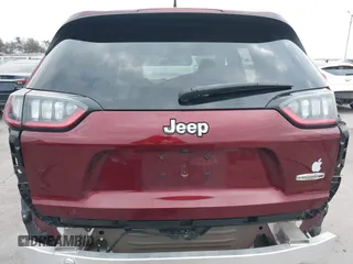 2020 Jeep Cherokee Latitude Plus with VIN 1C4PJLLB7LD585604, listed as a IAAI auction lot 41566073 with 52,529 mi miles. Bid and sale history available at carsss.com. Image 17.
