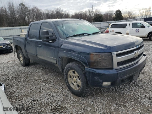 2007 Chevrolet Silverado 1500 LT w/1LT with VIN 3GCEK13307G501598, listed as a Copart auction lot 45038645 with 228,099 mi miles and Salvage Title. Bid and sale history available at carsss.com. Image 4.