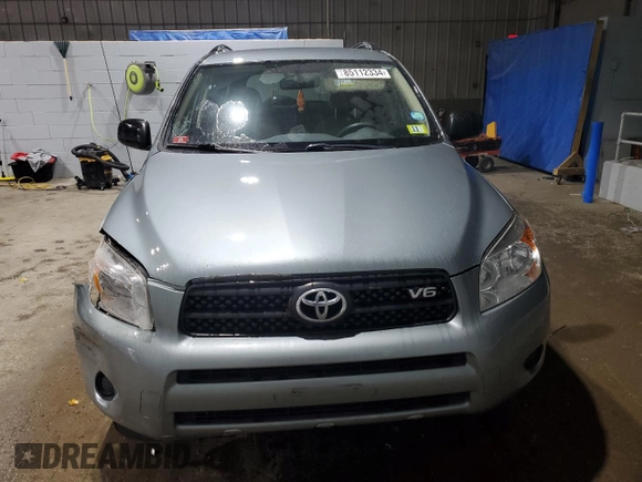 2007 Toyota RAV4 with VIN JTMBK35V775018260, listed as a Copart auction lot 85112334 with 85,365 mi miles and Salvage Title. Bid and sale history available at carsss.com. Image 5.