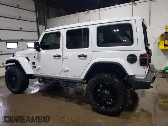 2022 Jeep Wrangler Unlimited Sahara with VIN 1C4HJXEG7NW172299, listed as a Copart auction lot 43535965 with 19,709 mi miles and Salvage Title. Bid and sale history available at DreamBid. Image 2.