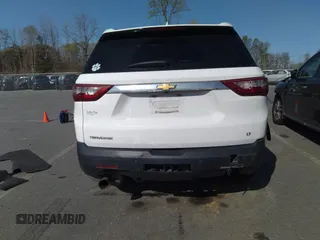 2018 Chevrolet Traverse LT Cloth with VIN 1GNERGKW4JJ185324, listed as a IAAI auction lot 41932090 with 192,785 mi miles. Bid and sale history available at carsss.com. Image 17.