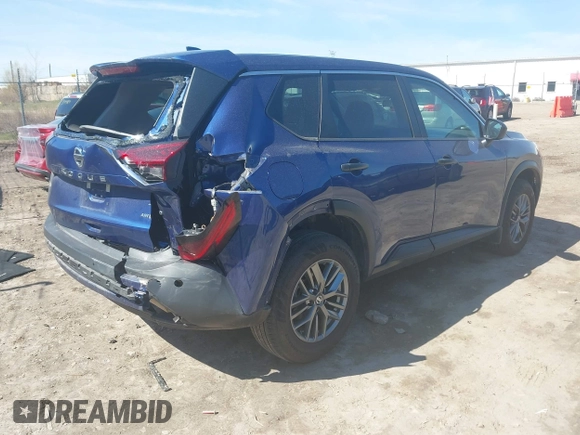 2021 Nissan Rogue S z VIN 5N1AT3AB7MC849121, wystawiony jako IAAI lot #42040310 z przebiegiem 32 914 mil mil oraz . Historia ofert i sprzedaży dostępna na DreamBid. Obrazek 4.