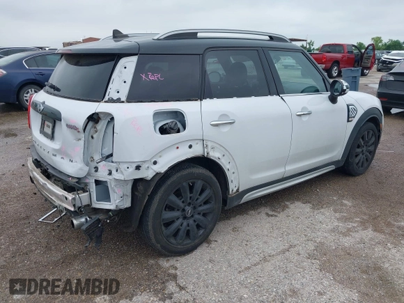 2018 MINI Countryman Cooper S z VIN WMZYT3C31J3D99568, wystawiony jako IAAI lot #42131017 z przebiegiem 54 992 mil mil oraz . Historia ofert i sprzedaży dostępna na DreamBid. Obrazek 4.