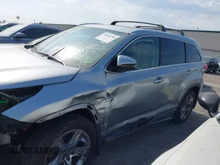 2017 Toyota Highlander Limited with VIN 5TDYZRFH4HS210037, listed as a IAAI auction lot 42666780 with 89,540 mi miles and . Bid and sale history available at DreamBid. Image 15.