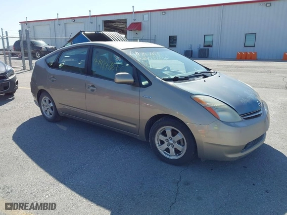 2007 Toyota Prius with VIN JTDKB20U877551831, listed as a IAAI auction lot 41984867 with 272,170 mi miles. Bid and sale history available at carsss.com. Image 1.