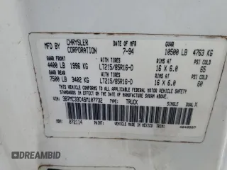 1995 Dodge 3500 с VIN 3B7MC33C4SM107732, выставлен на аукционе Copart как лот 57649255 с пробегом 268 793 миль миль и На запчасти • Non repairable. История ставок и продаж доступна на DreamBid. Изображение 12.